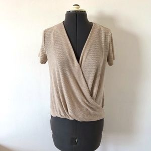 🎀 5/$25 Everleigh oatmeal ribbed knit faux wrap top sz XS